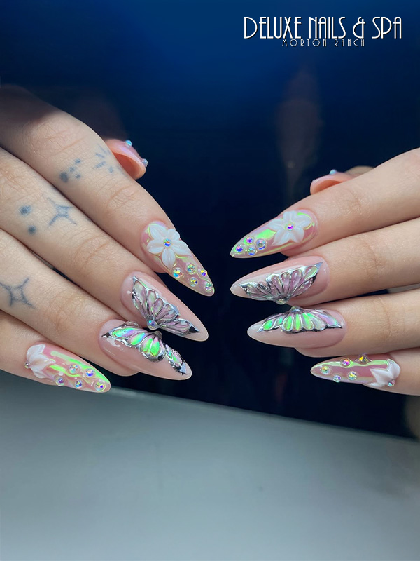 Deluxe Nails & Spa