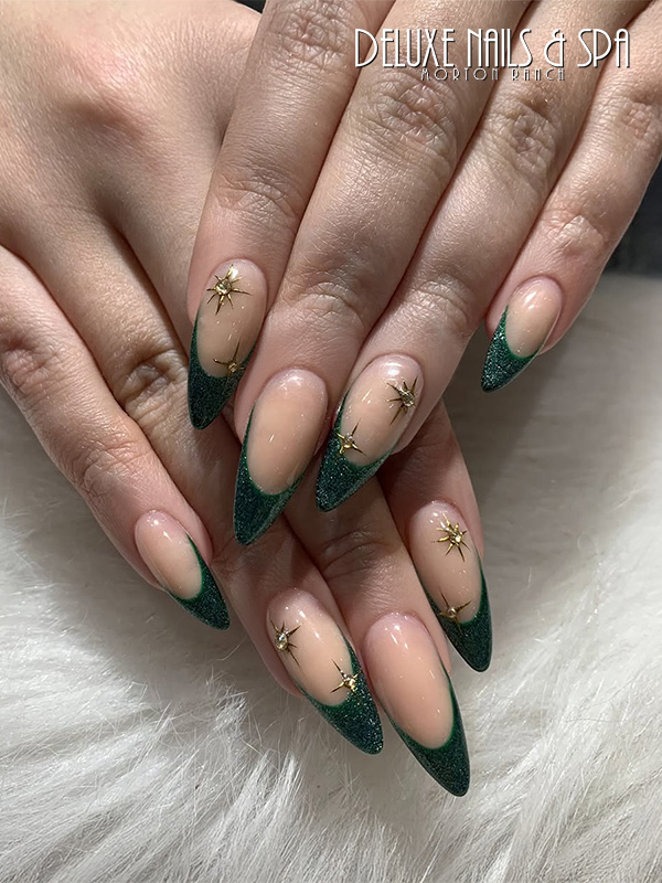 Deluxe Nails & Spa