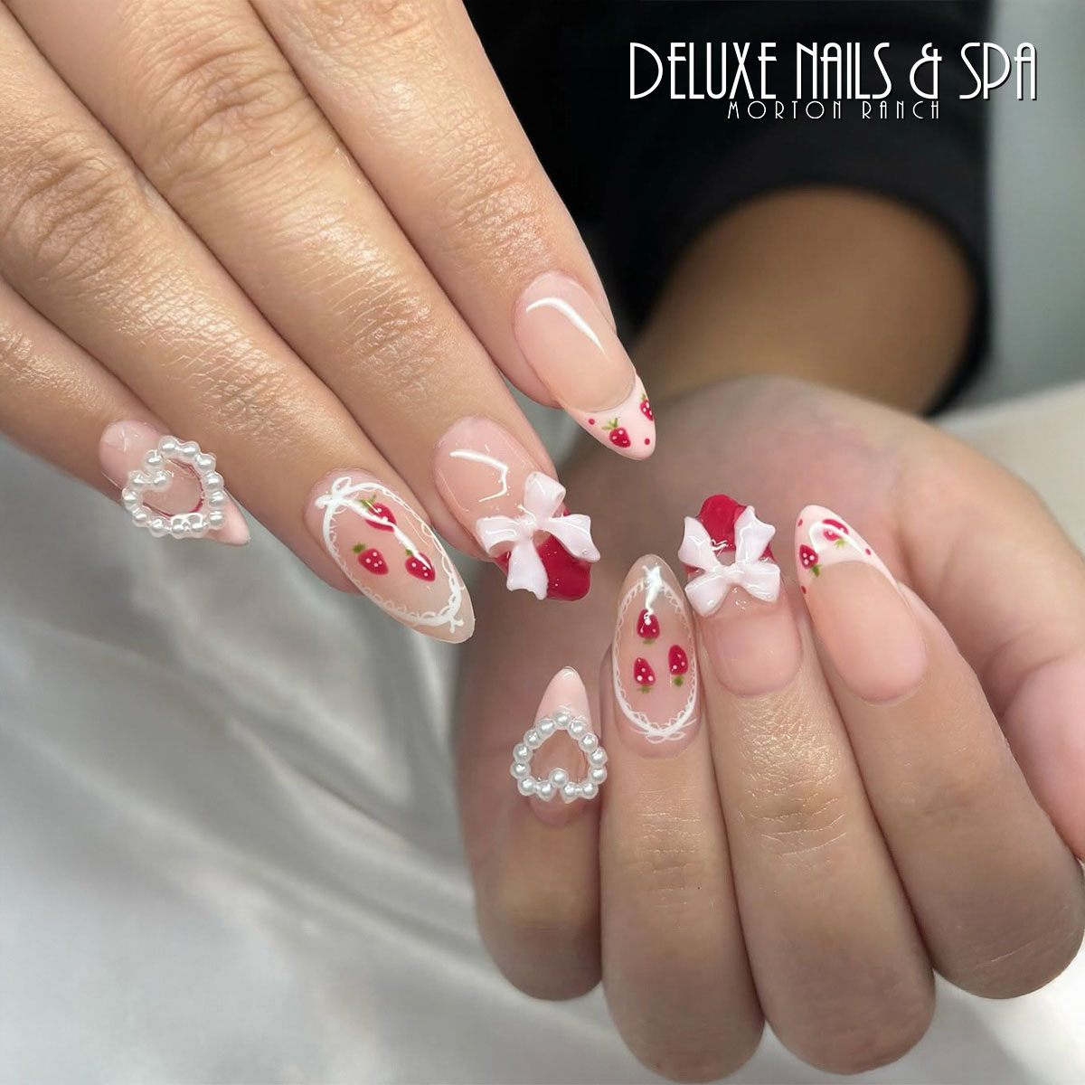 Deluxe Nails & Spa